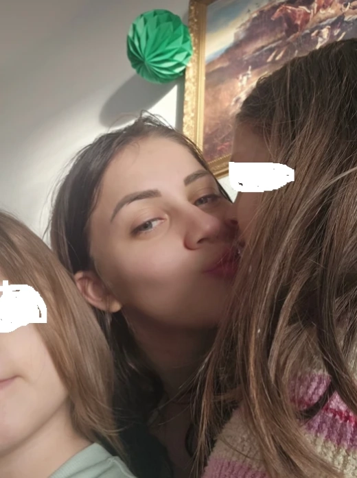 Майката вбесила цяла България с агресията към дъщеричката си шокира.webp