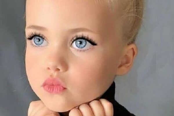 Хората я наричаха „най-красивото момиче на света“, когато беше само на 4! ВИЖ каква красавица е станала сега! 3 krasivomomiche