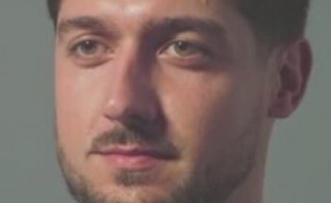 Васил Пенев разкри истината за една от дамите в „Ергенът“ – не е това, за което се представя! 7 1743328061 553 ТРУС Новият ерген Васил Пенев изобличава една от участничките ето