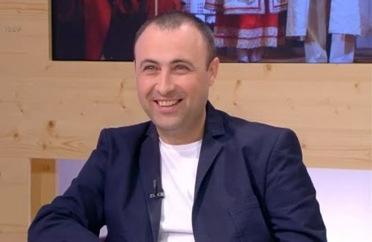 Руслан Мъйнов показа новата жена в живота си – вижте как сияе до нея (Снимки) 9 ruslan mujnov 1