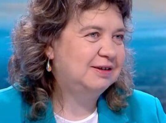 Най-сетне разкриха кой точно е мъжът до Наталия Киселова (СНИМКА) 7 Ето кой е мъжът до Киселова СНИМКА