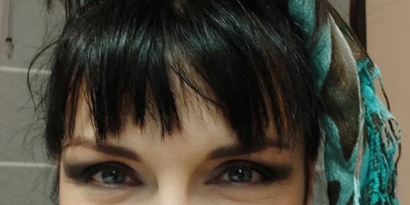 Порасналият син на Жени Калканджиева й доведе снаха – вижте каква красива двойка са 5 син на Жени Калканджиева й доведе снаха – вижте