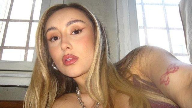 Дара Екимова показа колко е надарена със снимка 7