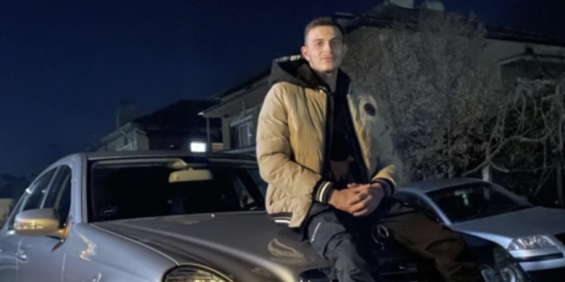 Първомай плаче: 21 г. младеж Павел Ангелов, загинал край Кресна, сам си е купил колата Снимки 3 Screenshot 2025 05 25 at 15.04.55