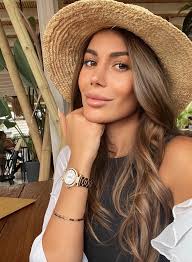 Даниела от „Ергенът показа красивата си Майка няма да повярвате