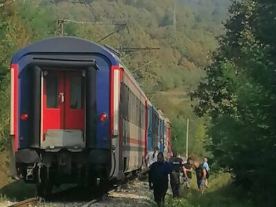 tragediya kraj gara iskr letyat pozharni i linejki