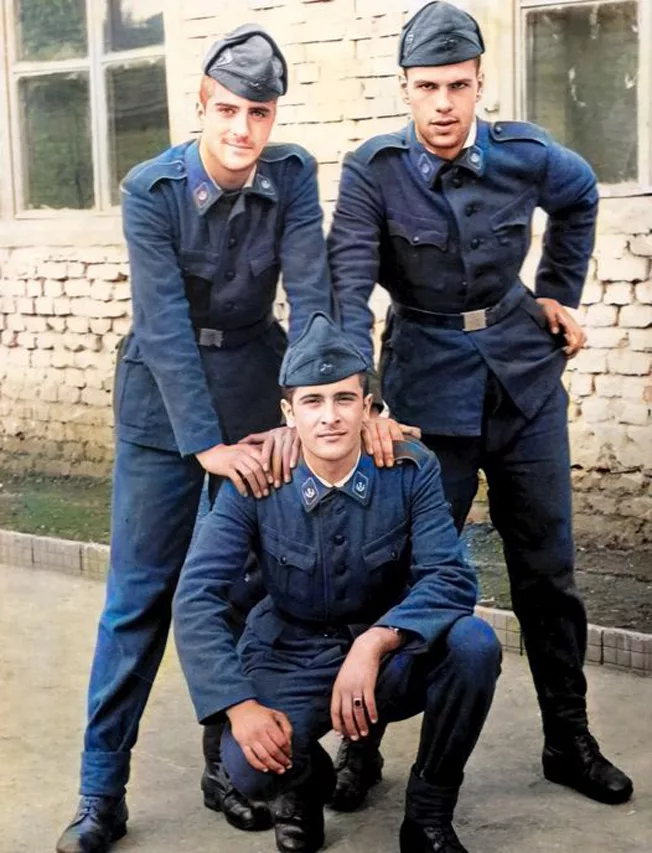 shhe poznaete li koi sa tezi mladezhi dnes te sa