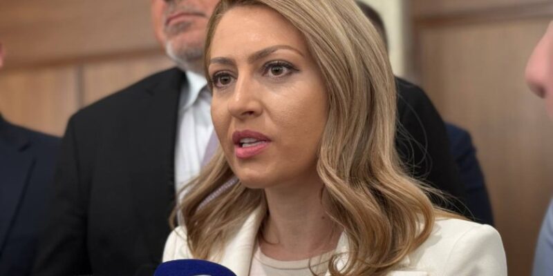 eto koj e prviyat sprug na raya nazaryan snimki