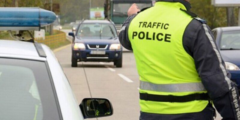 1769507493 kat spira kolata ot dvizhenie ako v bagazhnika nyamate…