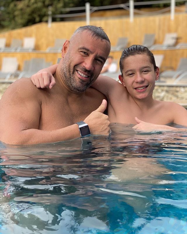 eto go porasnaliya sin na mariya ignatova i petko –