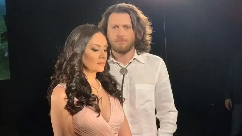 naj nakraya novinata koyato vsichki chakaha veselin plachkov i mariana popova