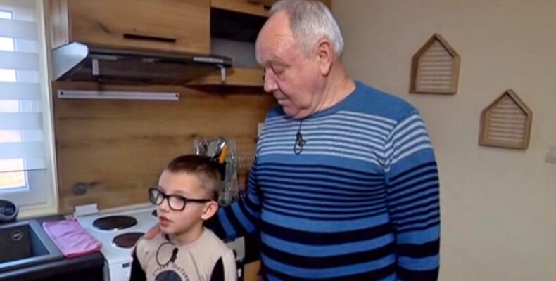 kak zhiveyat 8 godishniyat marti i negoviya dyado sled predavaneto