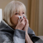 Симптоми на новия щам на C@vid-19: Първият признак е необичаен, затова е важно да го забележите навреме 31 prviyat priznak e neobichaen zatova e vazhno da go zabelezhite