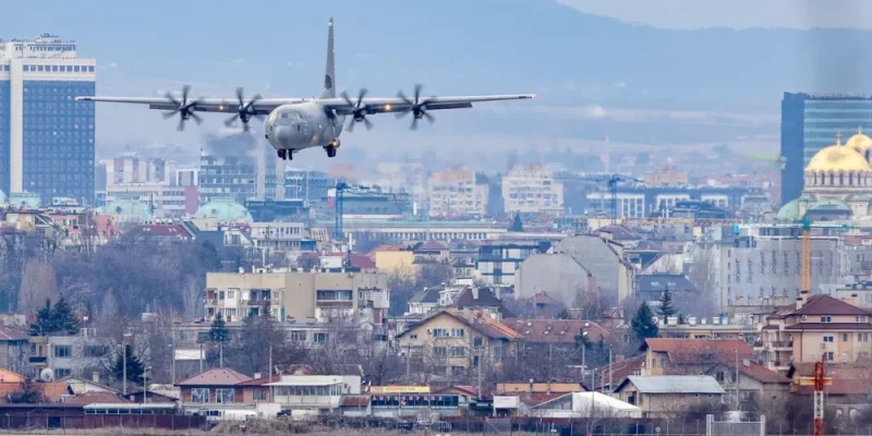 voenensamolet 1000x600.webp.webp