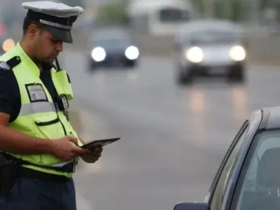 kat spira kolata ot dvizhenie ako v bagazhnika nyamate….webp.webp