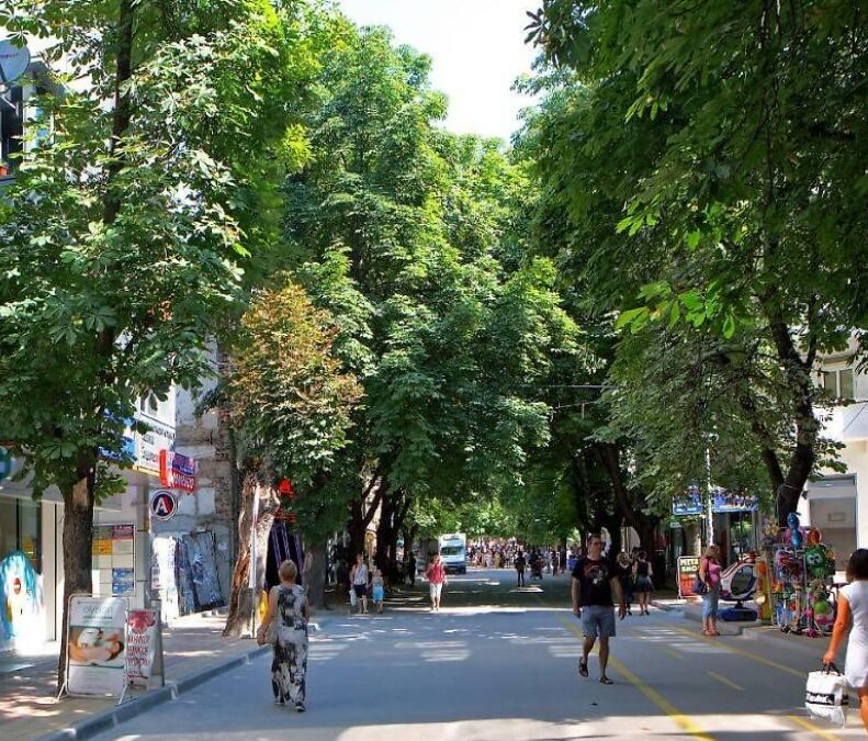 nash golyam grad e razoren magazini masovo zatvaryat