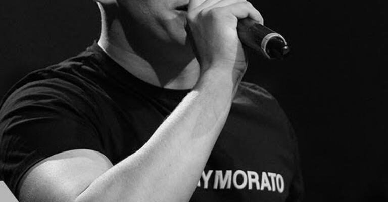 zagina v katastrofa pochina edin ot naj yarkite mladi glasove