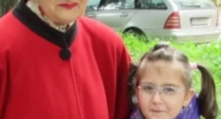 golyama novina za deteto na pochinalata naj vzrastna rodilka u
