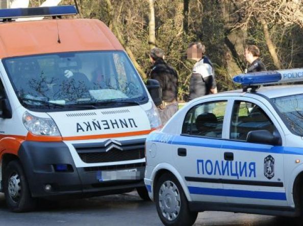 mlada zhena slozhi kraj na zhivota si pred ochite na