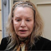 stefka kostadinova raztrsi vsichki s tova reshenie tya shhe…